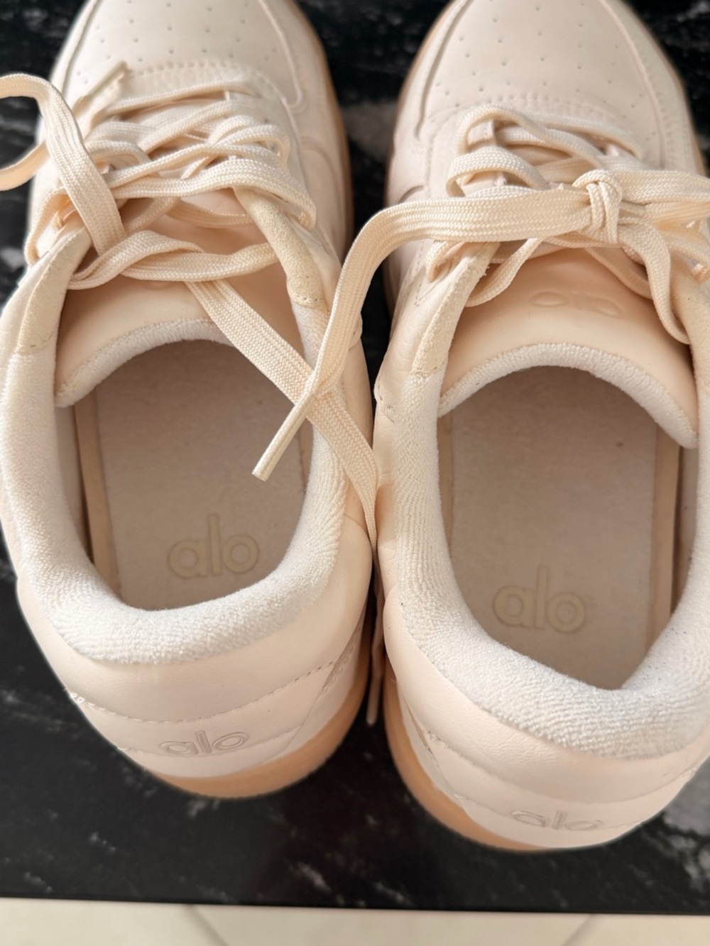 ALO Yoga Women's Sneakers in Cream with Gum Sole - Picture 4 of 6